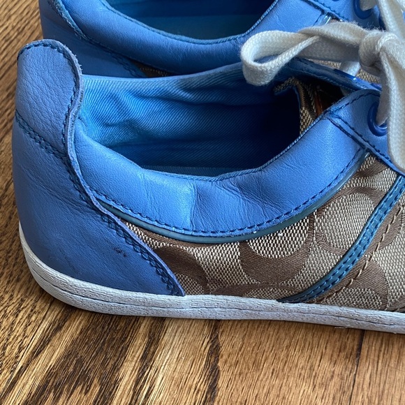 Coach Alivia sneakers, size 7.5. Excellent condition. Classic coach pattern - Picture 14 of 16